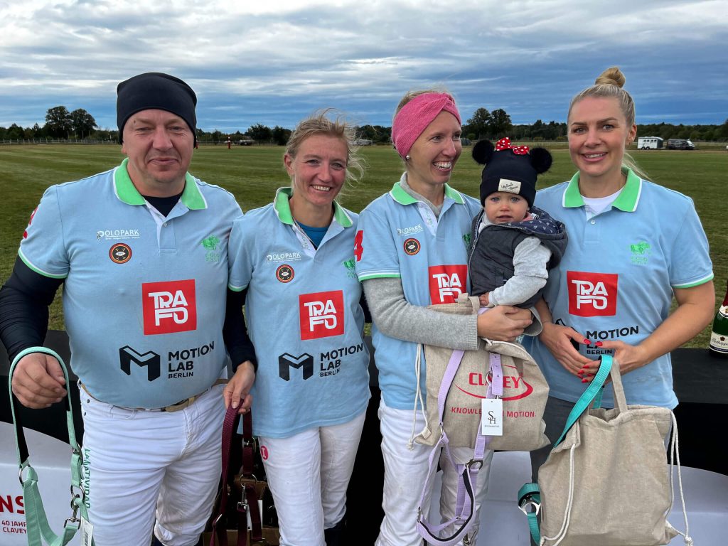 Clavey Start Up Cup Gallerie 01